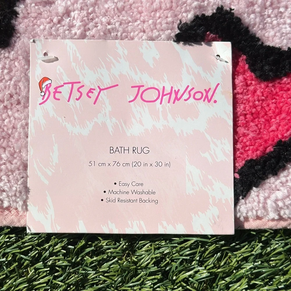 Brand New Betsey Johnson Pink Christmas Bath Rug